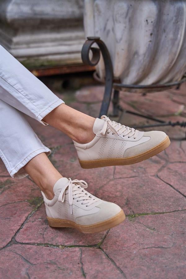 Deportivas beige
