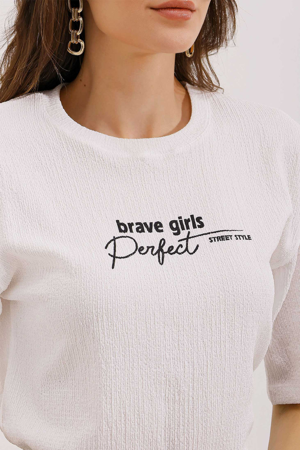 Camiseta Brave Girls