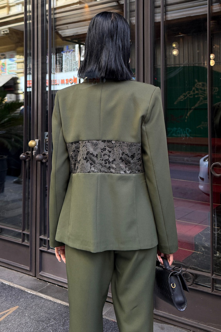 Chaqueta con Detalle de Encaje Caqui