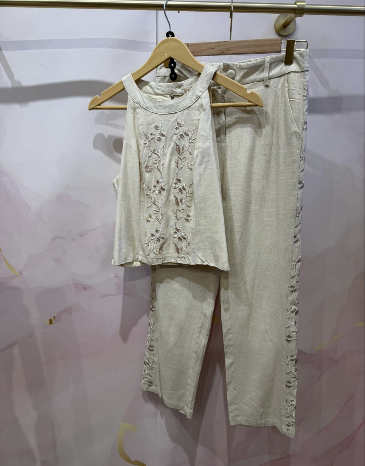 Conjunto Bordado Beige